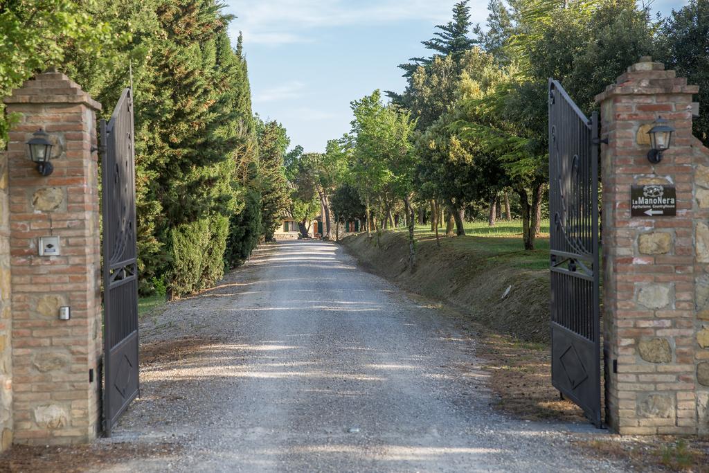 Agriturismo La Manonera Montepulciano Stazione Exterior foto